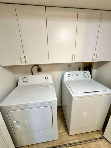 4691 Lucerne Lakes Boulevard 104, Lake Worth, FL 33467