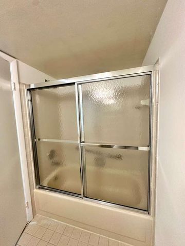 4691 Lucerne Lakes Boulevard 104, Lake Worth, FL 33467