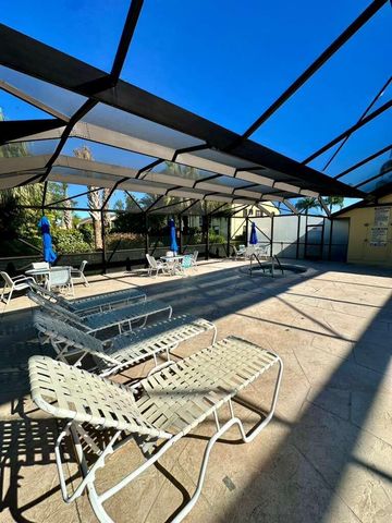 4691 Lucerne Lakes Boulevard 104, Lake Worth, FL 33467