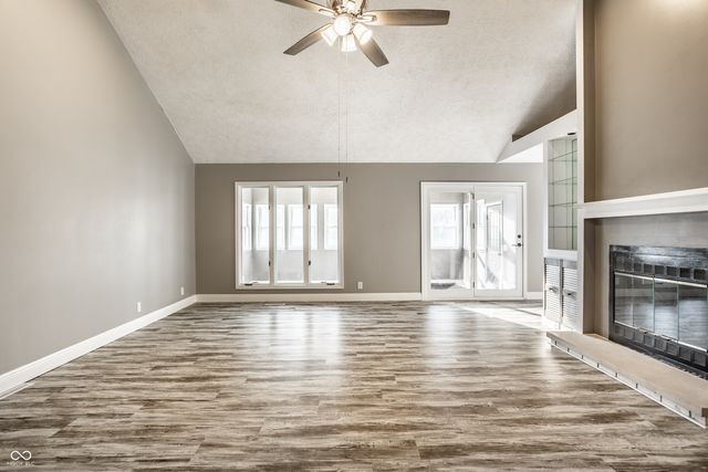 51 Glasgow Lane, Noblesville, IN 46060