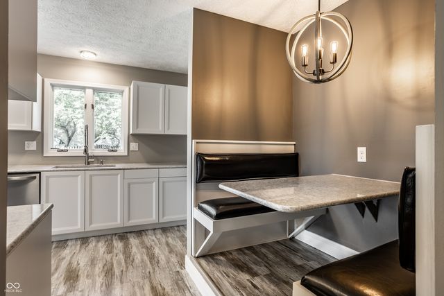 51 Glasgow Lane, Noblesville, IN 46060