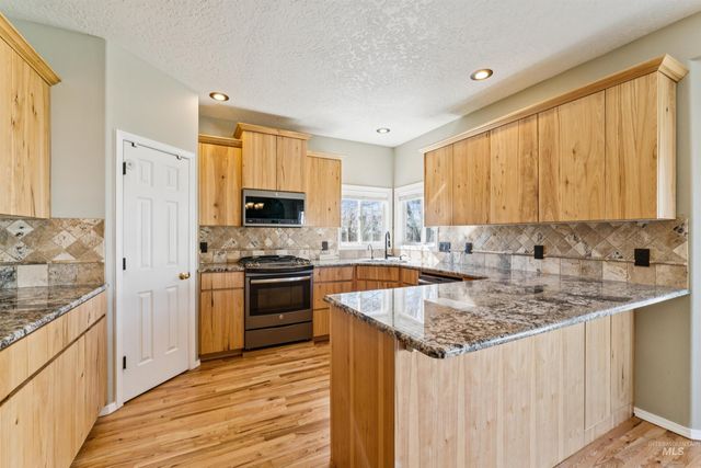 25851 Lansing, Middleton, ID 83644