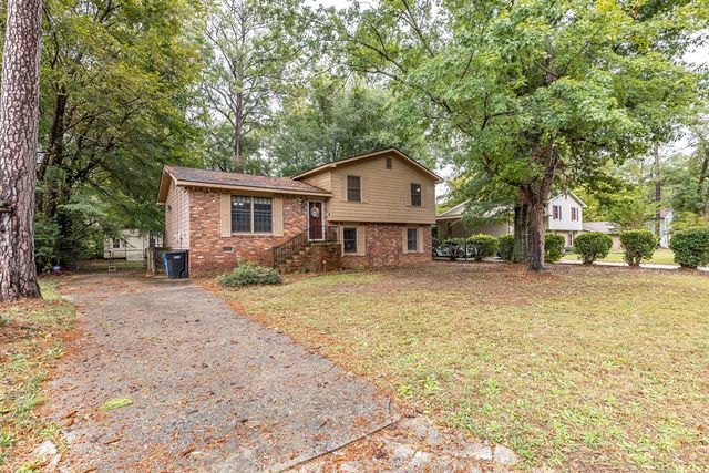 6500 Charter Oaks Circle, Columbus, GA 31909