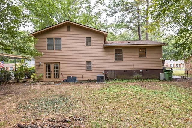 6500 Charter Oaks Circle, Columbus, GA 31909