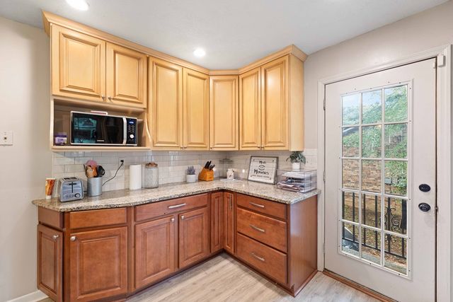 6500 Charter Oaks Circle, Columbus, GA 31909