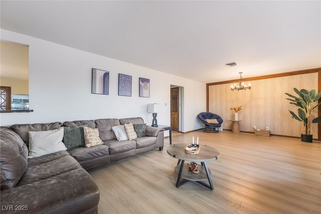 121 East Rancho Drive, Henderson, NV 89015