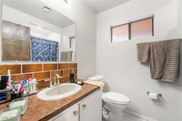 121 East Rancho Drive, Henderson, NV 89015