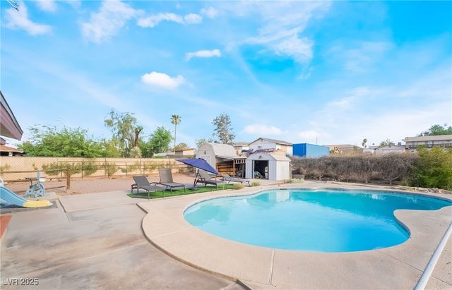 121 East Rancho Drive, Henderson, NV 89015