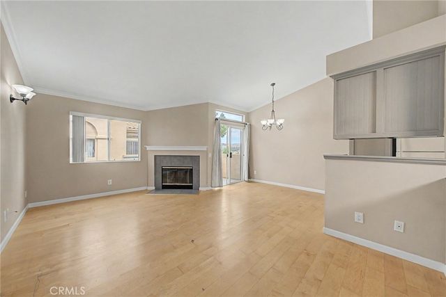 18862 Vista Del Canon G, Newhall, CA 91321