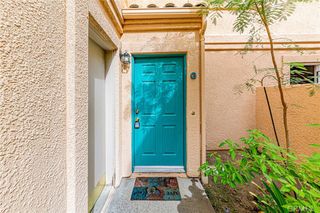 18862 Vista Del Canon G, Newhall, CA 91321