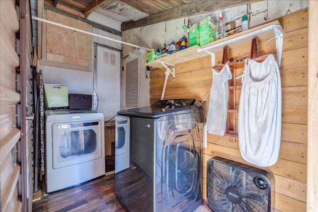 1907 Blue Meadow DR, Austin, TX 78744