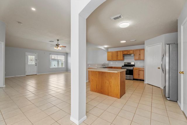 21015 Hidden Bridle Court, Houston, TX 77073