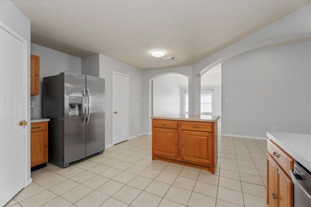 21015 Hidden Bridle Court, Houston, TX 77073