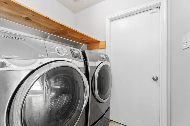 21015 Hidden Bridle Court, Houston, TX 77073