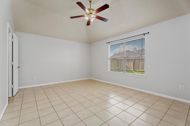 21015 Hidden Bridle Court, Houston, TX 77073