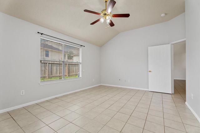 21015 Hidden Bridle Court, Houston, TX 77073