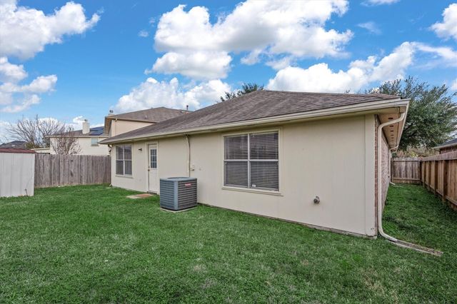 21015 Hidden Bridle Court, Houston, TX 77073