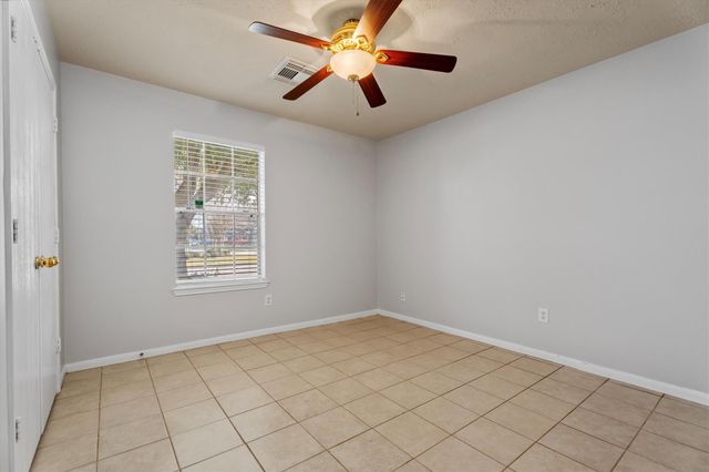 21015 Hidden Bridle Court, Houston, TX 77073