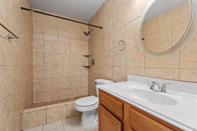 21015 Hidden Bridle Court, Houston, TX 77073