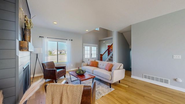 577 Keefe Court NW, Eyota, MN 55934