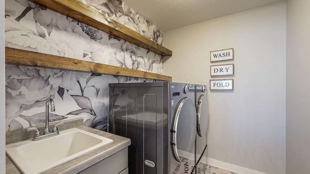 577 Keefe Court NW, Eyota, MN 55934