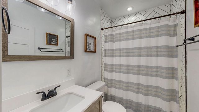 577 Keefe Court NW, Eyota, MN 55934