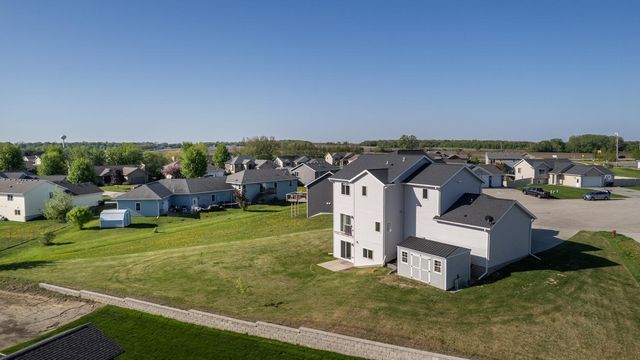 577 Keefe Court NW, Eyota, MN 55934