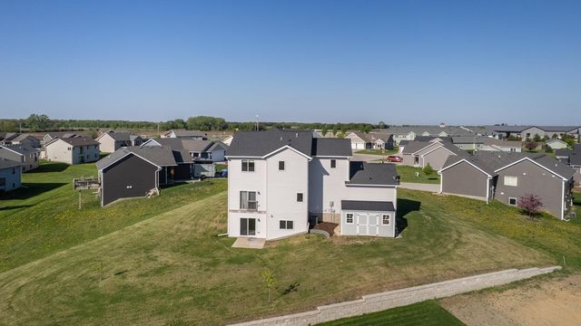 577 Keefe Court NW, Eyota, MN 55934