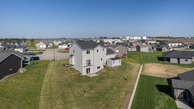 577 Keefe Court NW, Eyota, MN 55934