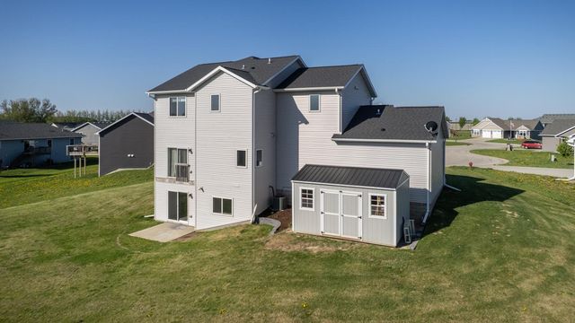577 Keefe Court NW, Eyota, MN 55934