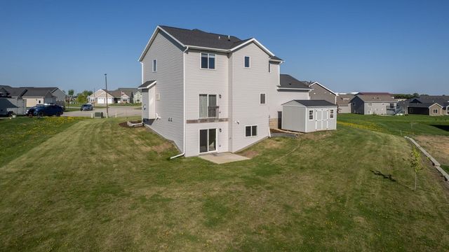 577 Keefe Court NW, Eyota, MN 55934