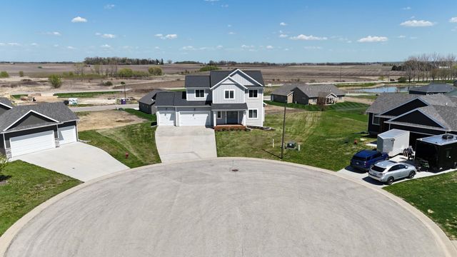 577 Keefe Court NW, Eyota, MN 55934