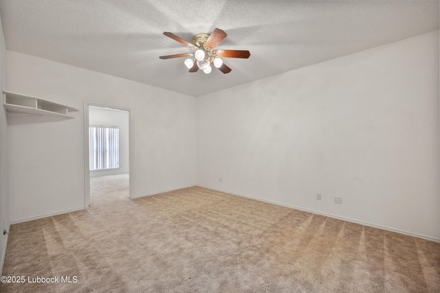 618 Hickory Street, Levelland, TX 79336