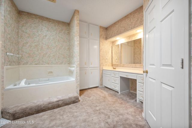 618 Hickory Street, Levelland, TX 79336