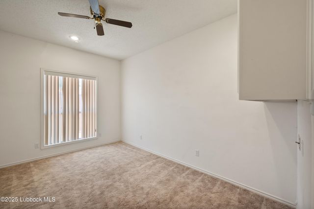 618 Hickory Street, Levelland, TX 79336