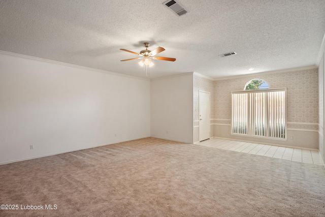 618 Hickory Street, Levelland, TX 79336