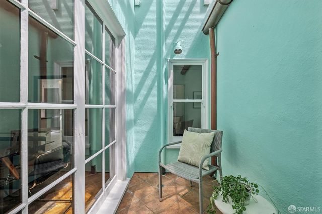 2071 Vicente Street, San Francisco, CA 94116