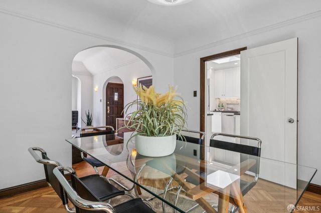 2071 Vicente Street, San Francisco, CA 94116