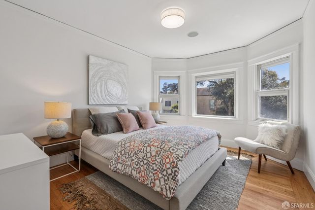 2071 Vicente Street, San Francisco, CA 94116