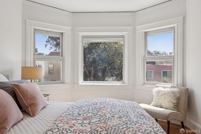 2071 Vicente Street, San Francisco, CA 94116