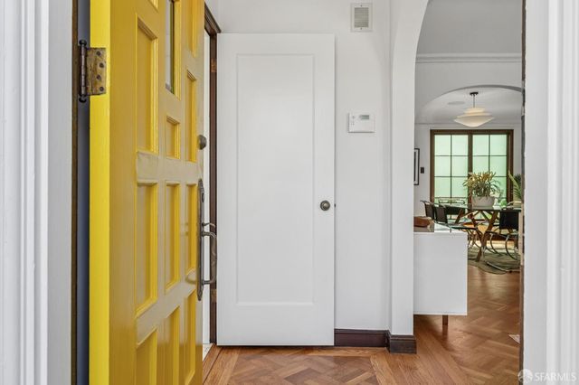 2071 Vicente Street, San Francisco, CA 94116