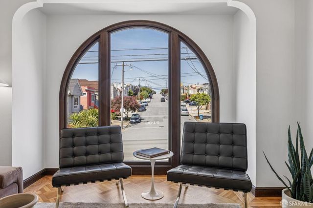 2071 Vicente Street, San Francisco, CA 94116