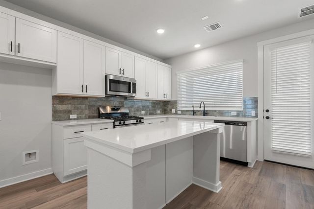 102 Marie WAY, Georgetown, TX 78626