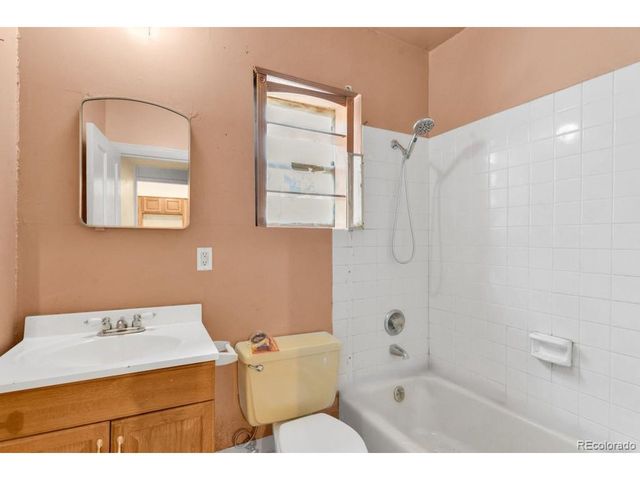 607 College Ave, Canon City, CO 81212