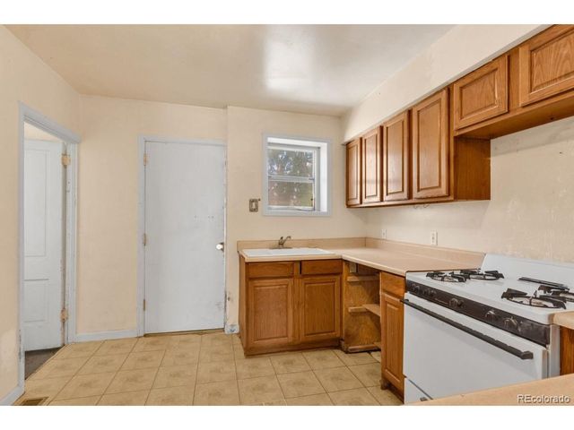 607 College Ave, Canon City, CO 81212
