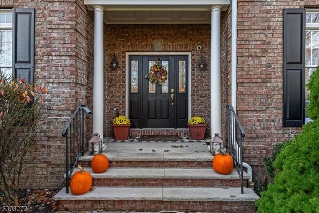 10 King Alex Ct, Sparta Twp., NJ 07871