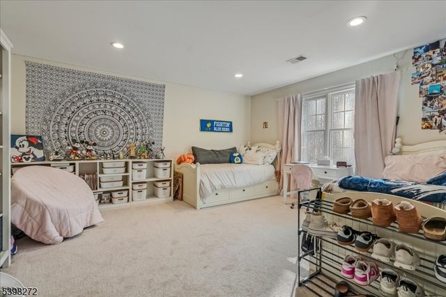 10 King Alex Ct, Sparta Twp., NJ 07871