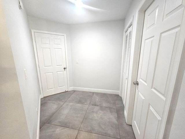 13588 74th Street N, West Palm Beach, FL 33412