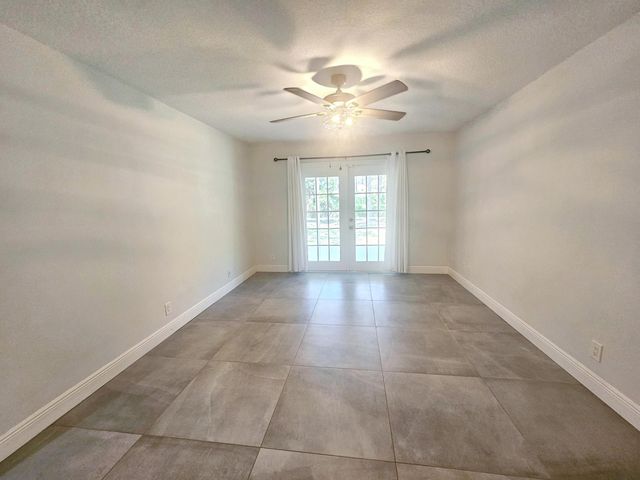 13588 74th Street N, West Palm Beach, FL 33412