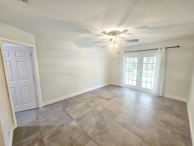 13588 74th Street N, West Palm Beach, FL 33412